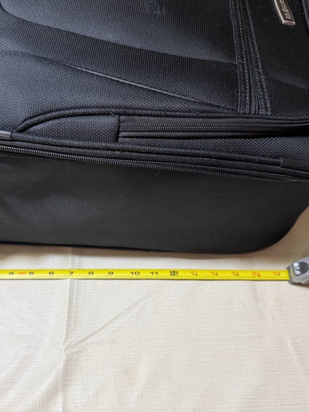 Samsonite Black Rolling Travel Garment Bag with Front Pocket - Picture 2 of 12
